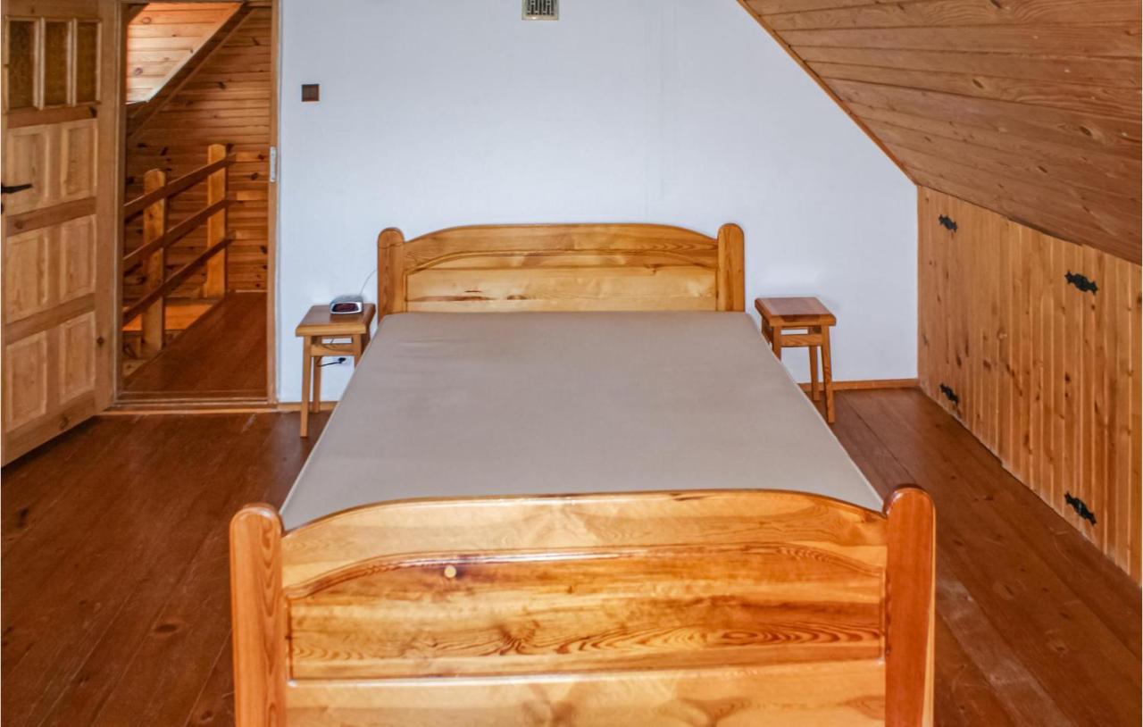 4 Bedroom Amazing Home In Biskupiec Biesowko エクステリア 写真