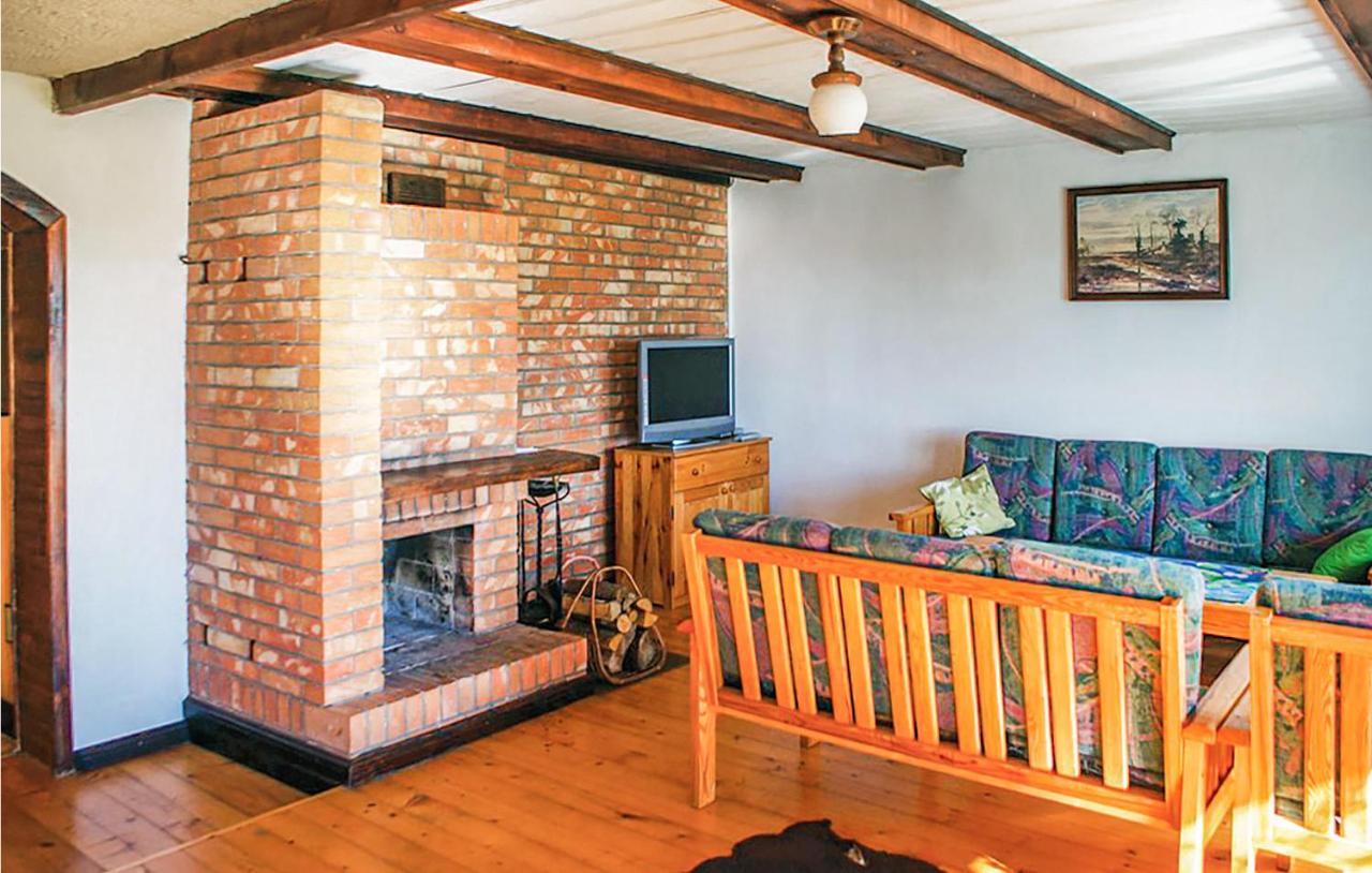 4 Bedroom Amazing Home In Biskupiec Biesowko エクステリア 写真